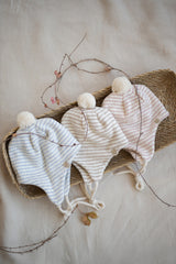 1+ in the family Carlota muts beige