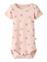 Lil' Atelier Baby Gayo Sig romper Peach Blush BUTTERFLY