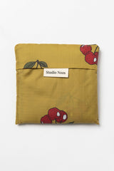 Studio Noos grocery bag cherry