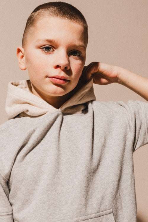 Labo de Colores shortsleeve hoodie Paz grey melee light