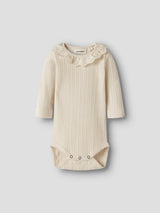 Lil' Atelier Baby Luva ls slim body Turtledove