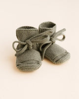 Hvid booties merinowol 0-9m artichoke